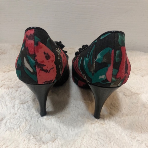 SAM & LIBBY High Heel Shoes, Size 8 - Picture 7 of 8